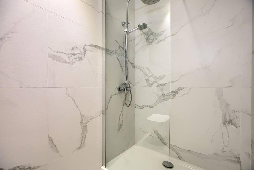 Cozy Flat In The Center Of Madrid-Comend-3-De Zewnętrze zdjęcie